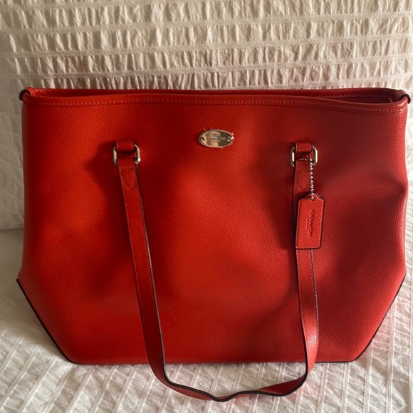 Orange leather Coach hand bag - Picture 1 of 7